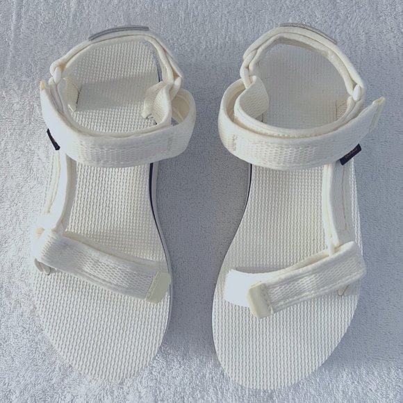 Teva Shoes - Teva Women's Flatform Universal Sandal - White size 7
